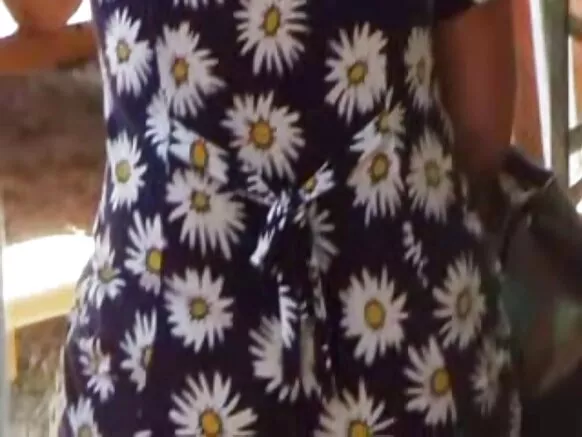 Batsa na batsa na tsofaffi tare da 'yan mata.