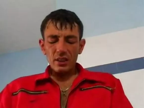 Mutumin ya nuna wa matar wani bidiyon balagagge na azzakarinsa 2.