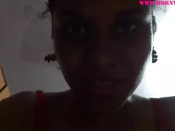 Bidiyon cin gindin Indiya uwa mai son jima'i mai son al'aurar batsa video baby Lily.
