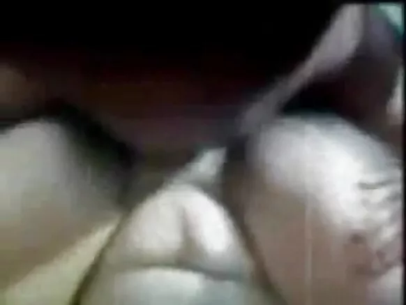 Bidiyon Mahaifiyar Indiya Tare Da Tsofaffi Mata Suna Yin Al'aurar Balagaggu da Masoyan Indiyawa Tare Da Yaranta! Mai son!