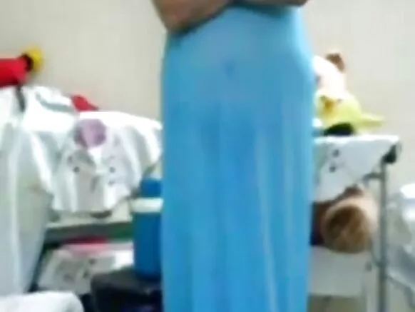 Bidiyon Aunty xxx, tsohuwar indiya mai walƙiya 54.