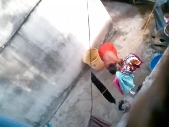 Bengali Cougar Maman Tsoho Kafar Bathroom Video.