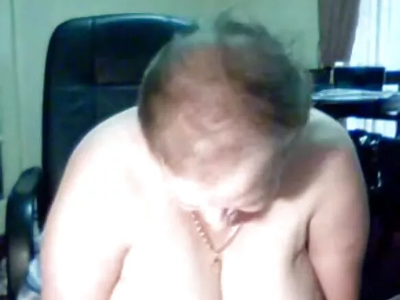Balagagge na dubura grannies tare da manyan jakuna.