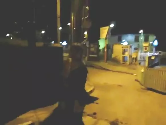 Mace balagagge uwar baje kolin da danta xxx suna nuna safa.