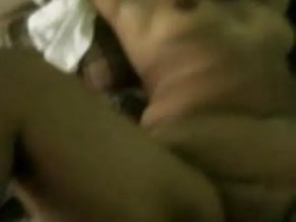 Desi balagagge 50s yana lalata da babbar jakin aunty indiya.