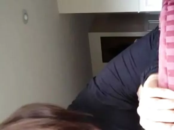 Goggo zafafan kalaman saurayi da mama a otal din batsa.