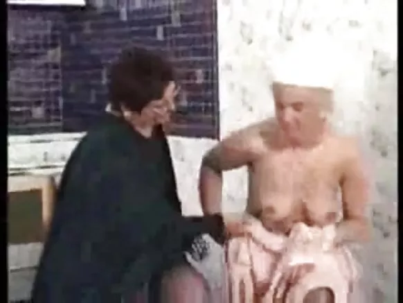 Balagagge amma mai girma! Manyan fina-finai tare da al'aurar Mutanen Espanya.